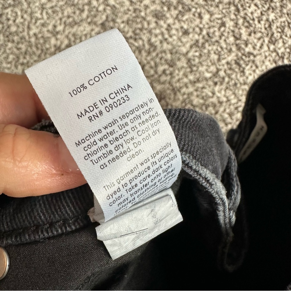PacSun high rise mom jeans black wash distressed - Picture 4 of 5